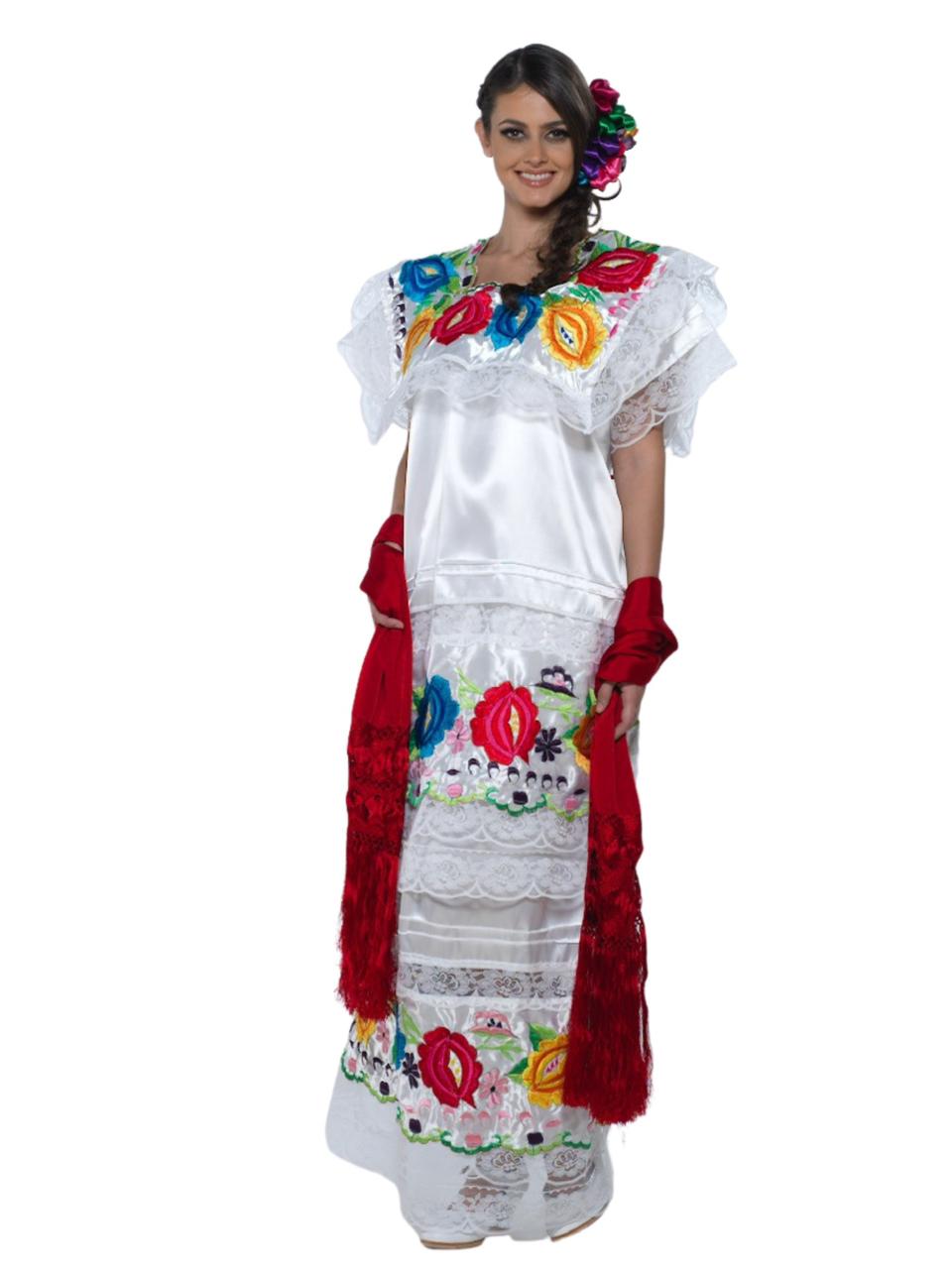 Traje Regional Yucatán. Yucateca Bordada.